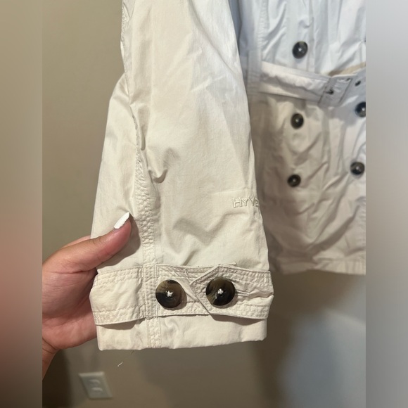 The North Face Jacket - Picture 2 of 8